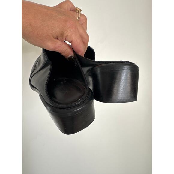 Worthington Vintage Western Style Slide on Leather Mules in Black. 7.5 - Picture 6 of 7